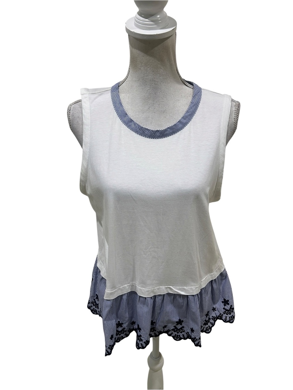 J crew sleeveless White Tank Top Blue Trim navy Embroidered Hem size small